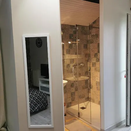 La De La Pomerie Oda ve Kahvaltı Chiché